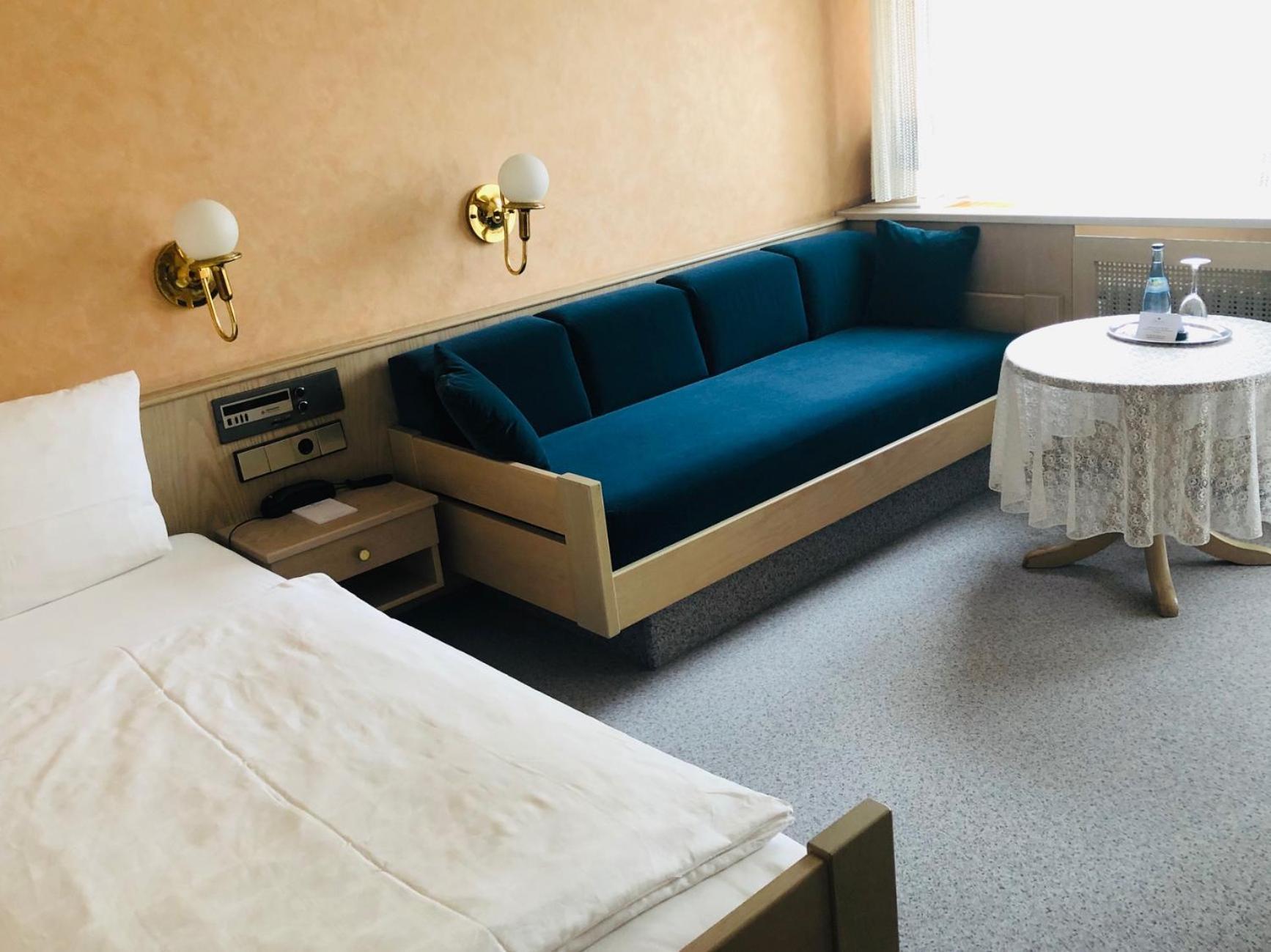 Hotel Zum Ochsen Oberstenfeld Екстериор снимка