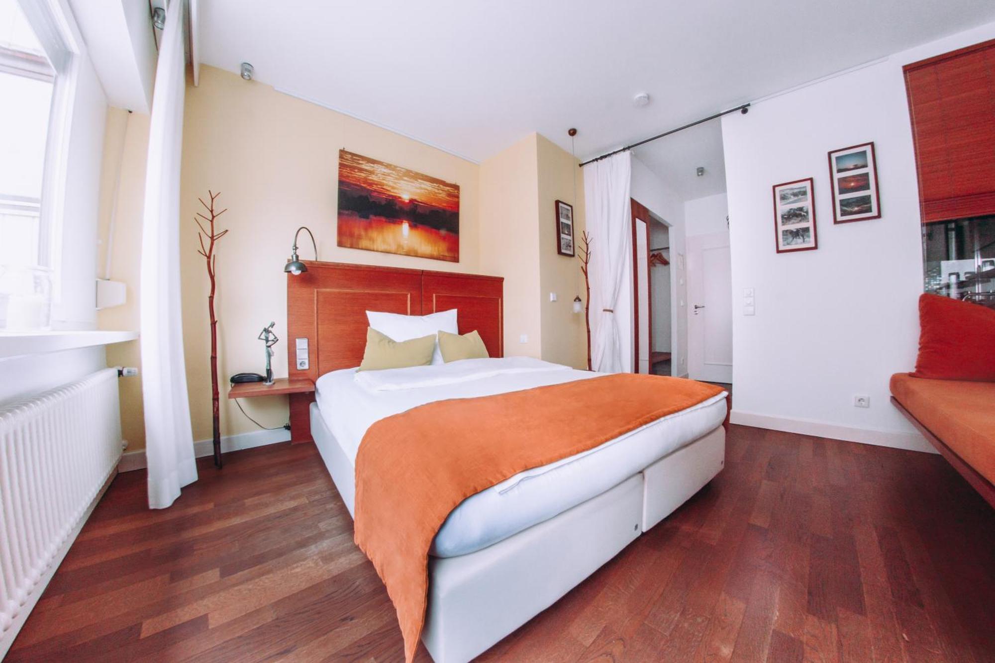 Hotel Zum Ochsen Oberstenfeld Екстериор снимка
